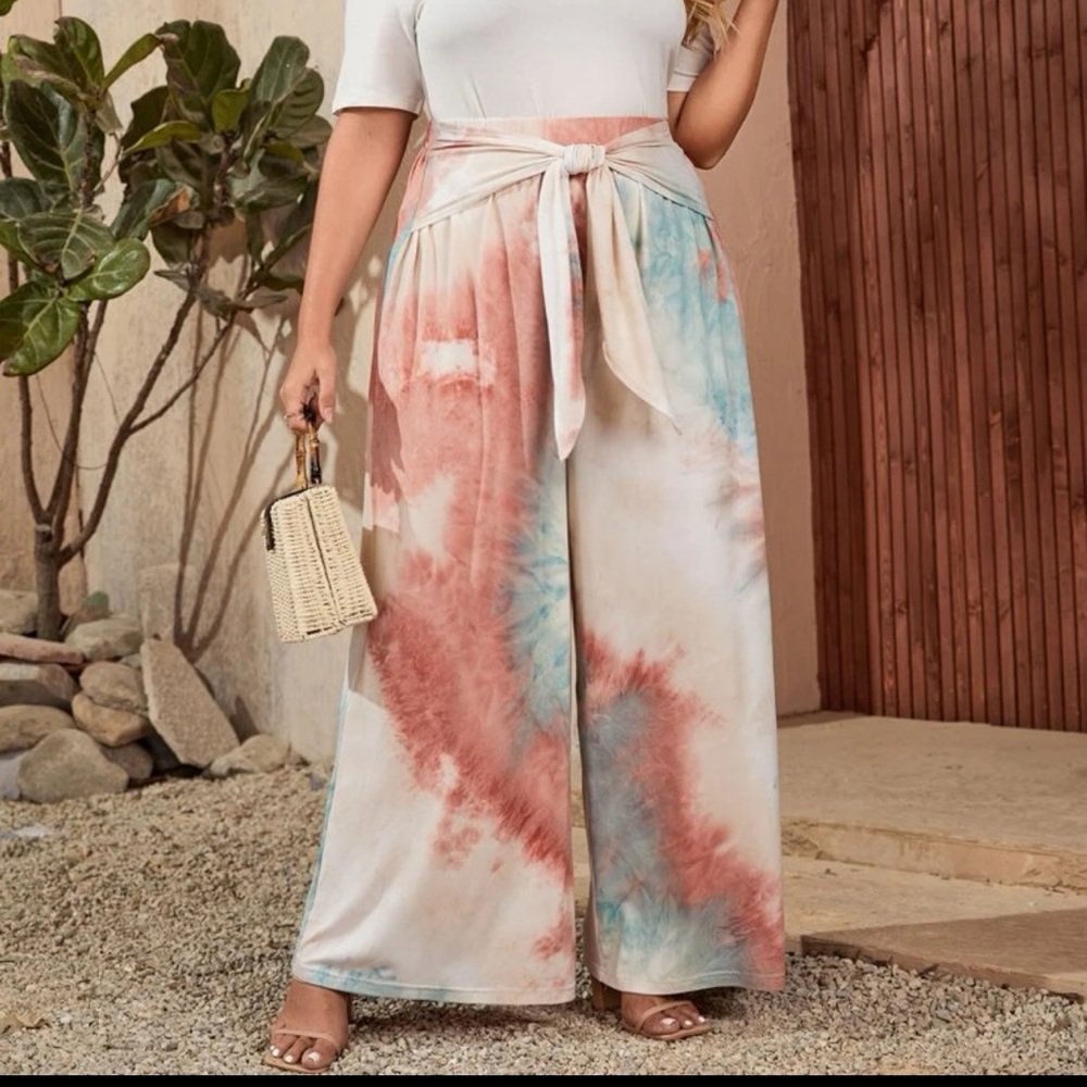 Flows pants. Comfortable